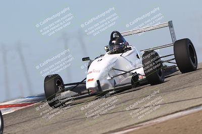 media/Oct-26-2025-CalClub SCCA (Sun) [[8ce1e69566]]/Group 3/Grapevine/